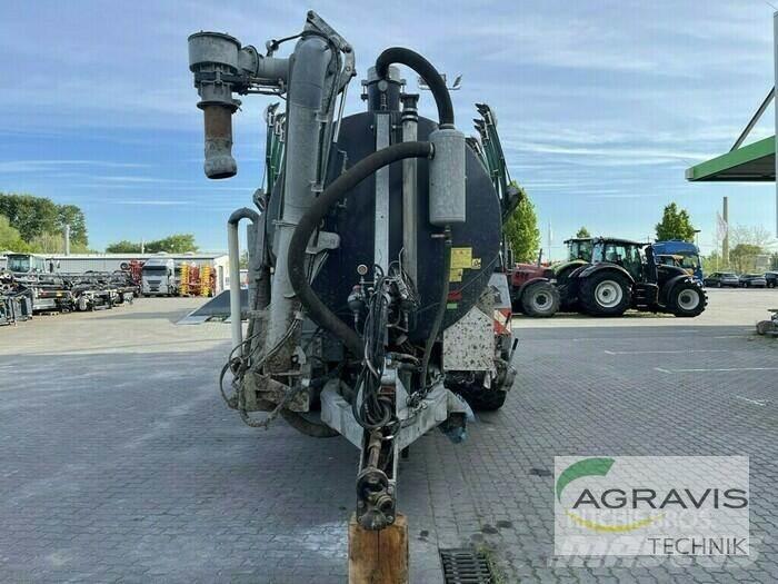 Briri VTTW 19300 Trosilniki gnoja