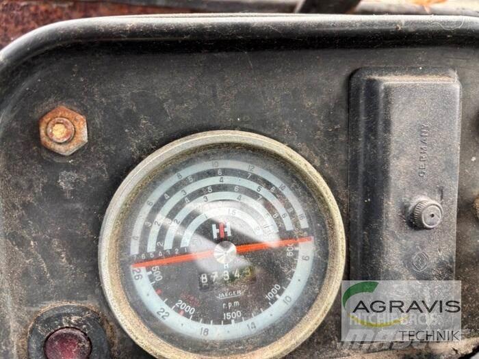 Case IH 844 S Traktorji