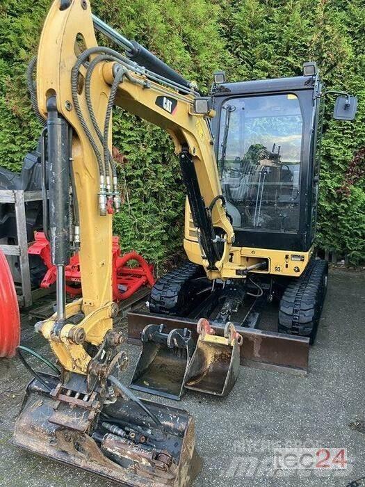 CAT 302.7 D Bagri na kolesih