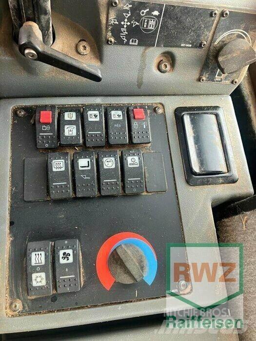CAT 930H Kolesni nakladalci