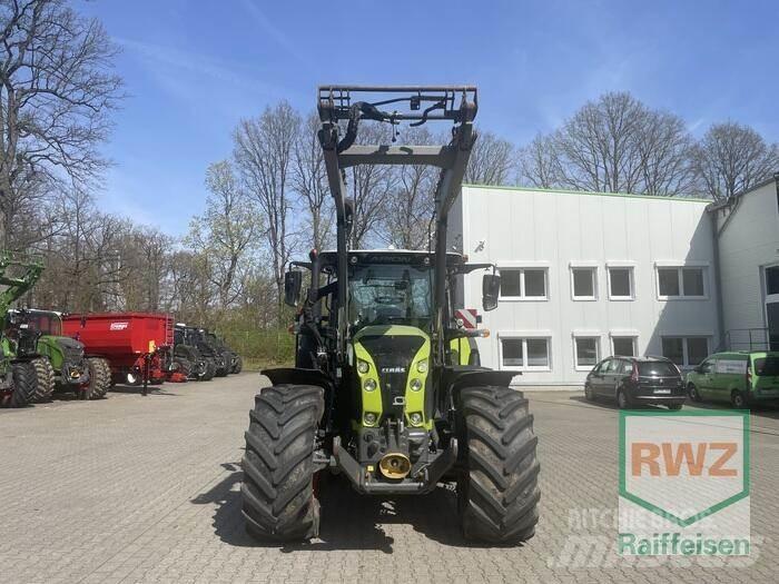 CLAAS Arion 660 Traktorji