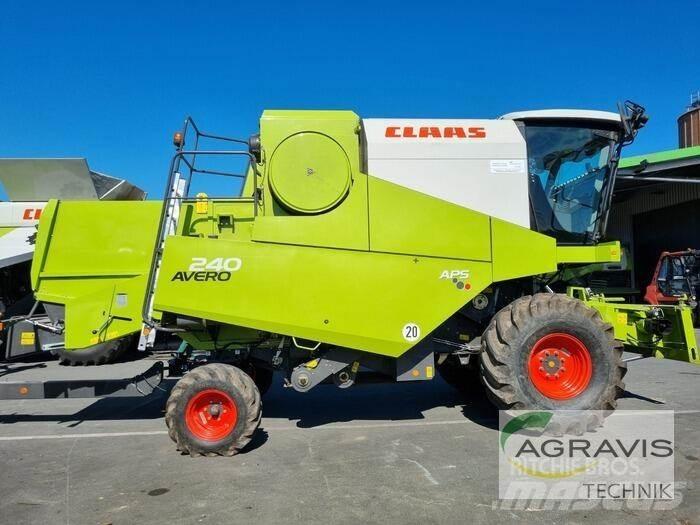CLAAS AVERO 240 Kombajni