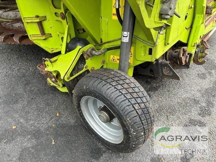 CLAAS ORBIS 900 AC 3T Priključki za stroje za krmo na lastni pogon