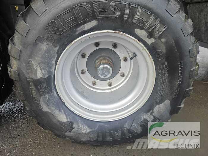 CLAAS QUANTUM 3500 P Samonakladalne prikolice