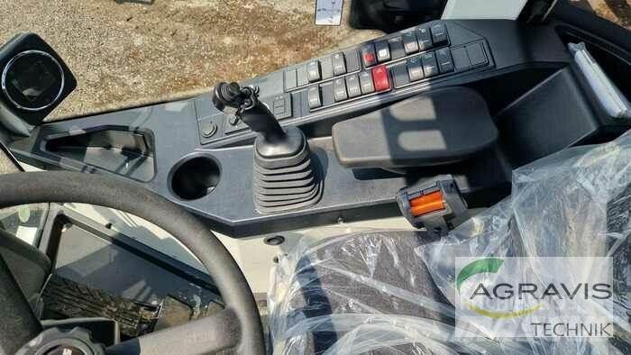 CLAAS TORION 530 Kolesni nakladalci