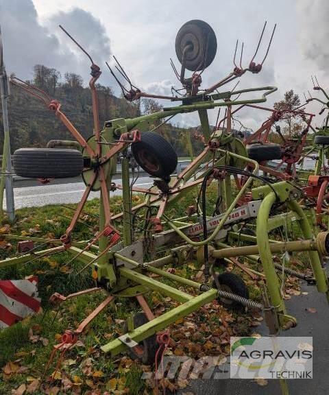 CLAAS VOLTO 740 H Obračalniki in zgrabljalniki