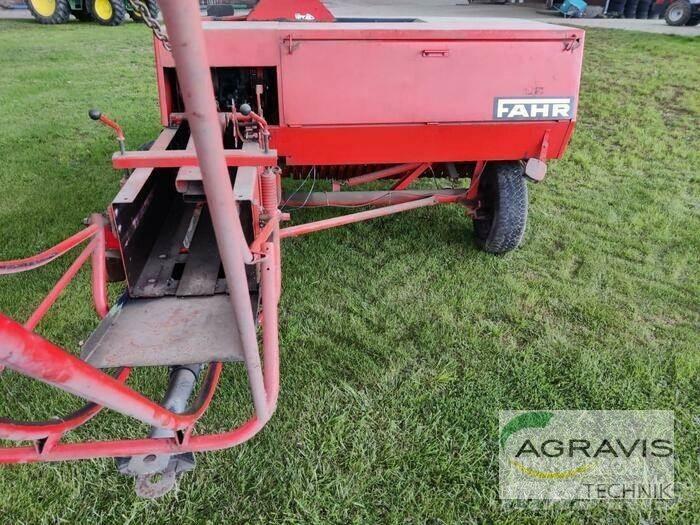 Deutz-Fahr HD 400 Balirke (kvadratne bale)