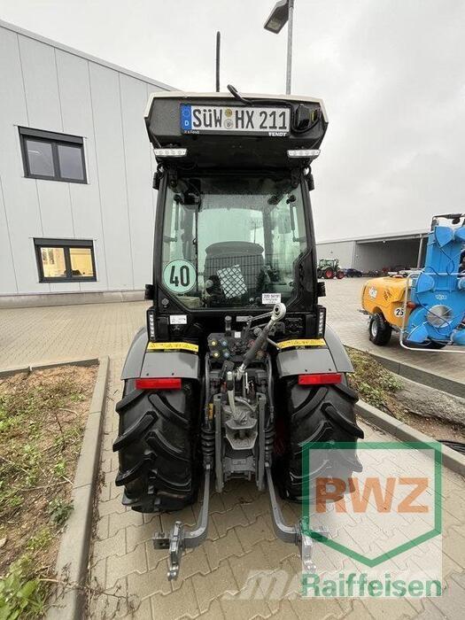 Fendt 211 V Vario Gen3 Traktorji