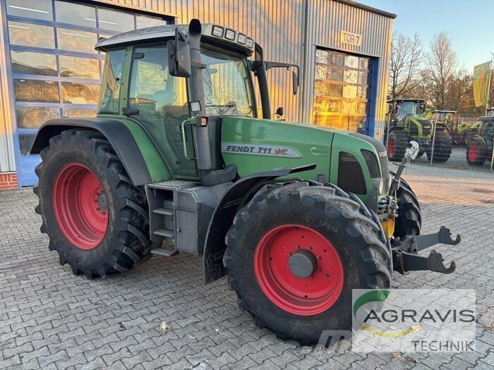 Fendt 711 VARIO Traktorji