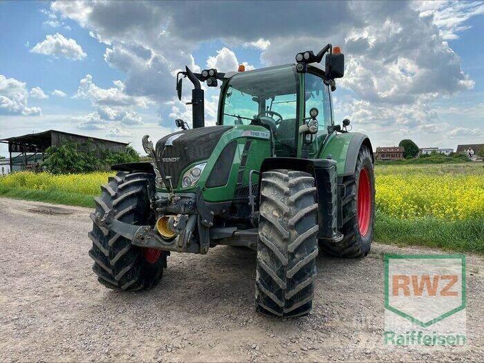 Fendt 718 Vario Traktorji