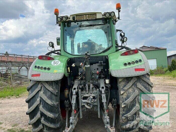 Fendt 718 Vario Traktorji