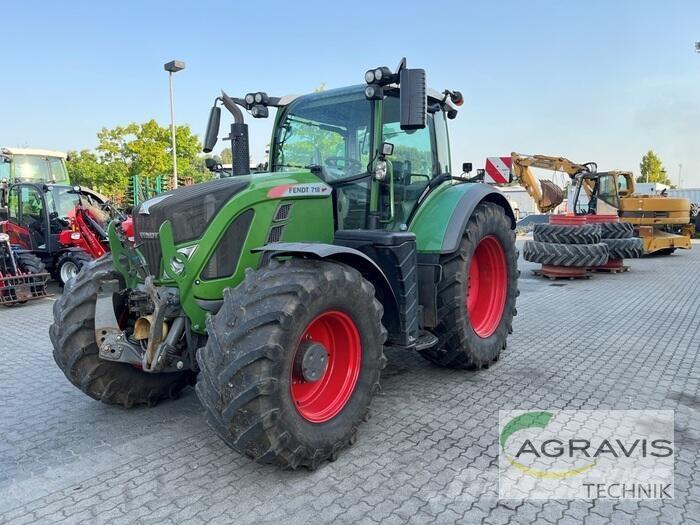 Fendt 718 VARIO S4 Traktorji