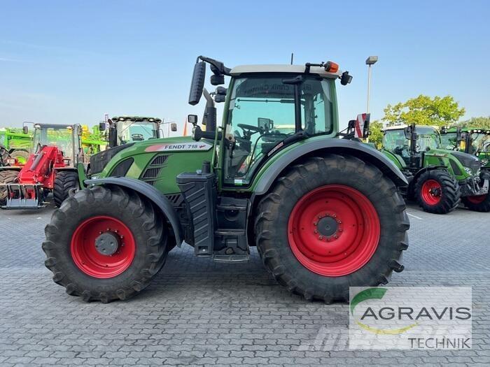 Fendt 718 VARIO S4 Traktorji
