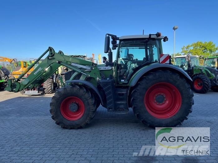 Fendt 718 VARIO S4 Traktorji