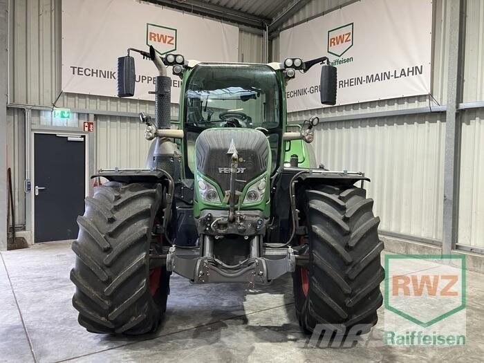 Fendt 724 Vario Traktorji