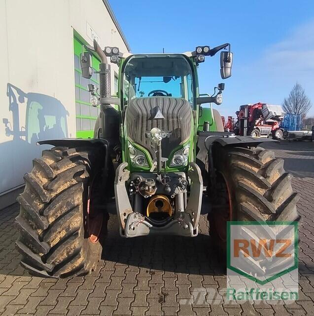 Fendt 724 Vario Traktorji
