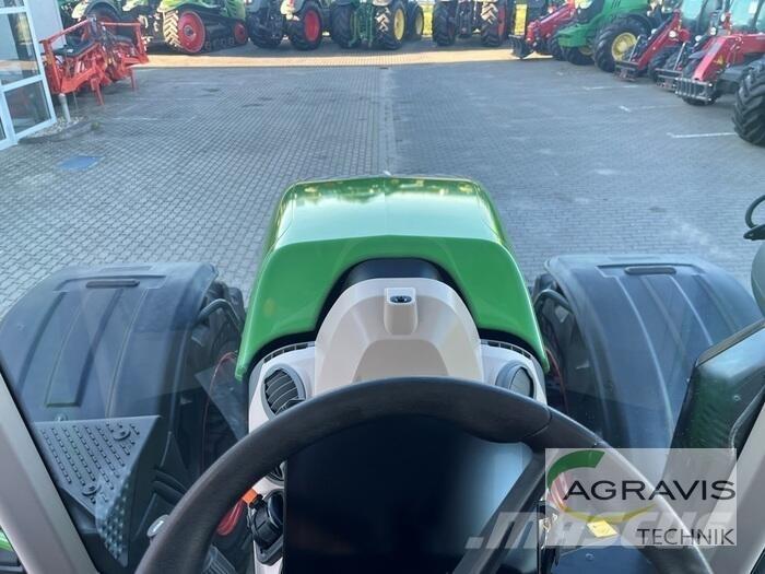 Fendt 724 VARIO GEN-6 Traktorji