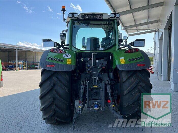 Fendt 724 Vario Gen6 Traktorji