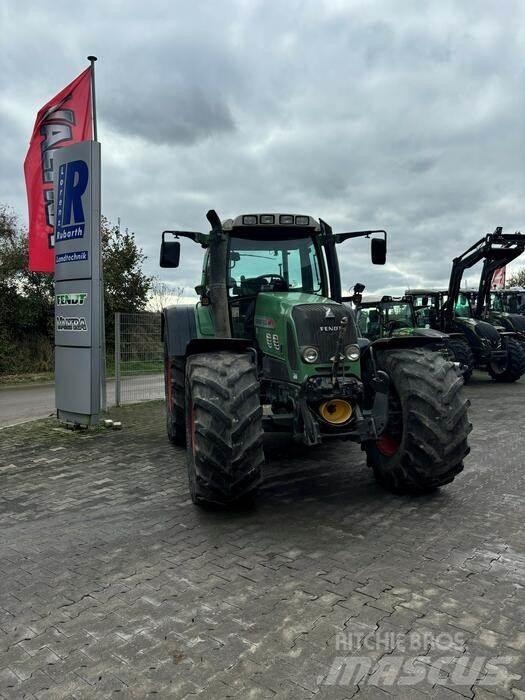 Fendt 820 VARIO Traktorji