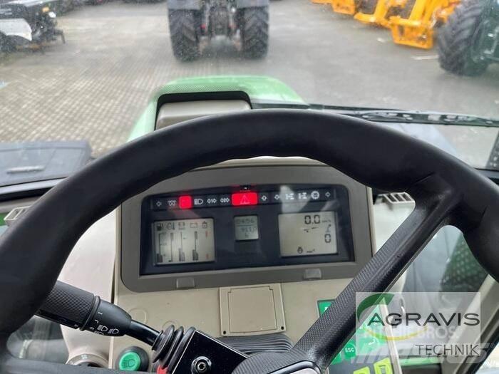 Fendt 820 VARIO Dummy Traktorji