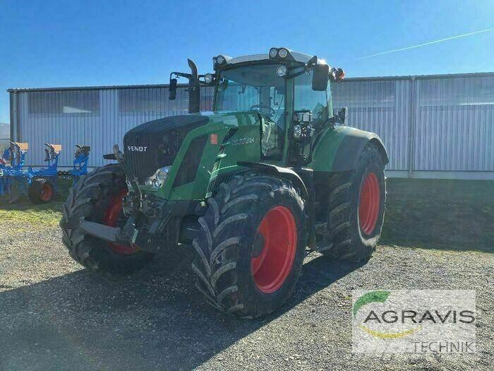 Fendt 824 VARIO SCR Traktorji