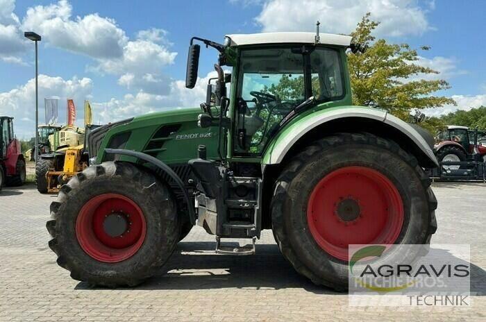 Fendt 826 VARIO SCR Traktorji