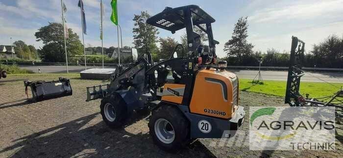 GiANT G2300 HD Kolesni nakladalci