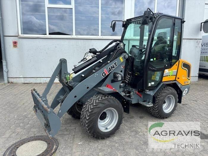 GiANT G2700 E Kolesni nakladalci