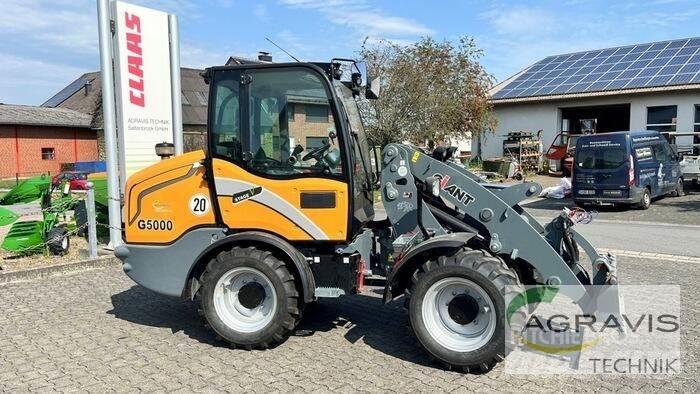 GiANT G5000 Kolesni nakladalci