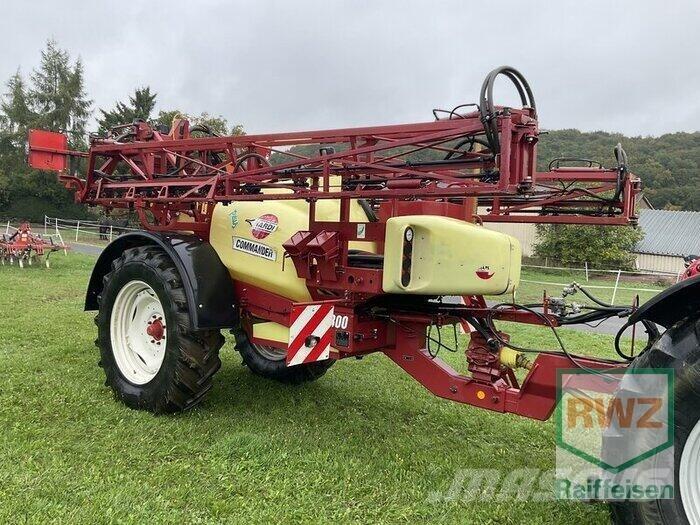 Hardi Commander 2800 Vlečne škropilnice