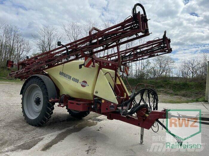 Hardi Navigator 4000 Vlečne škropilnice