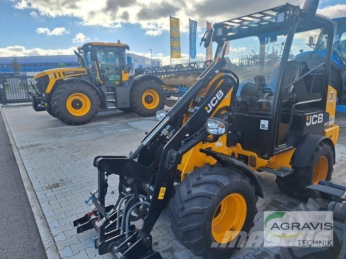 JCB 403 AGRI Kolesni nakladalci