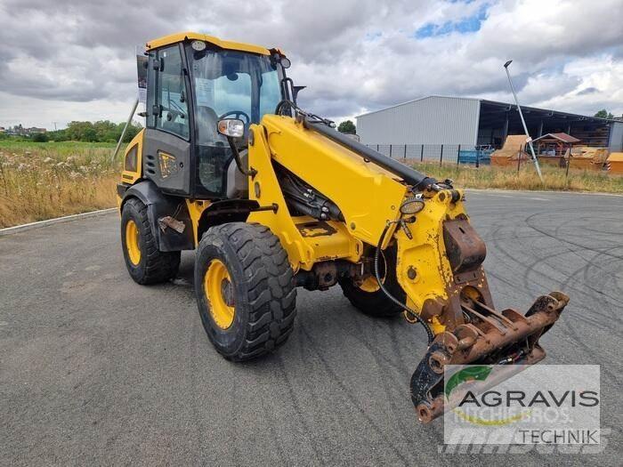 JCB TM 220 AGRI Kolesni nakladalci
