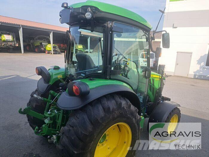 John Deere 4066 R Traktorji