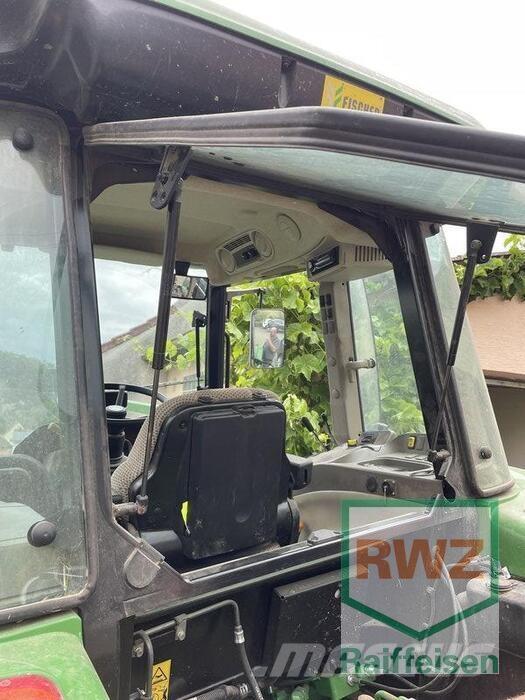 John Deere 5050E Traktorji