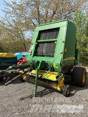 John Deere 592 MAXICUT Balirke (okrogle bale)