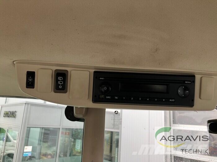 John Deere 6120 M Traktorji