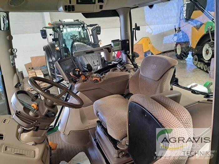 John Deere 6215 R Traktorji