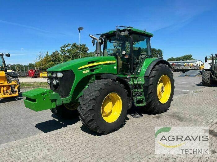 John Deere 7830 Traktorji