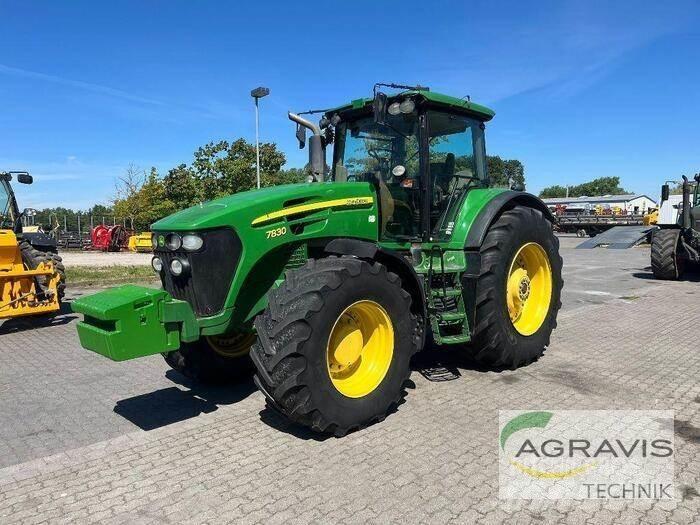 John Deere 7830 Traktorji