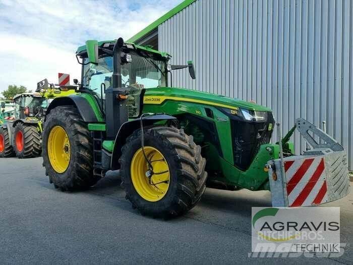 John Deere 8310 R Traktorji