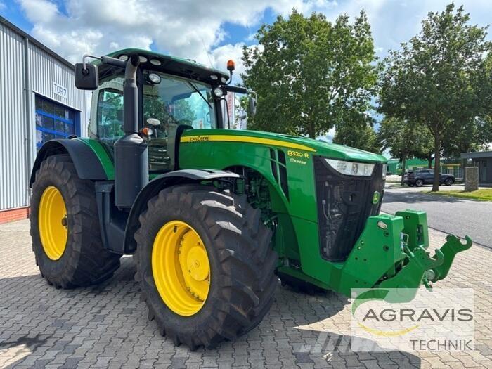 John Deere 8320 R Traktorji