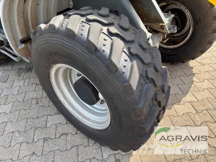 Kramer 8105 Kolesni nakladalci