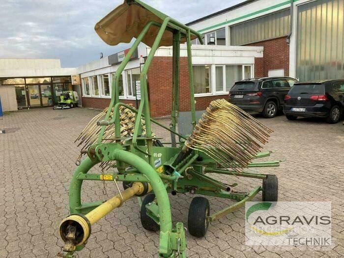 Krone SWADRO 421 Obračalniki in zgrabljalniki