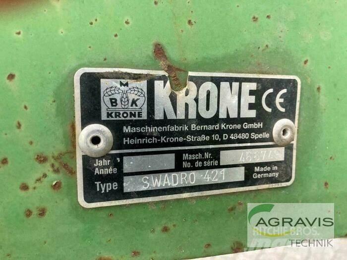 Krone SWADRO 421 Obračalniki in zgrabljalniki