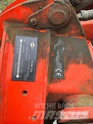 Kuhn GMD10030 et 3525 Kosilnice