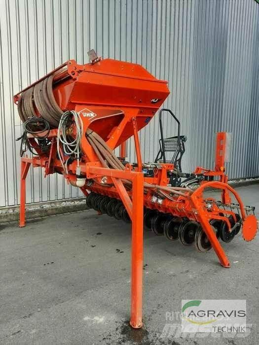 Kuhn VENTA LC 3000 Sejalnice
