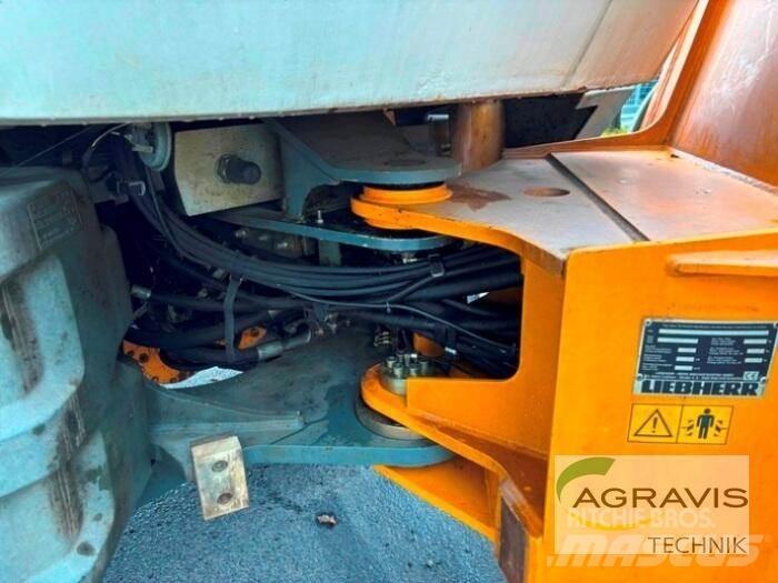 Liebherr L538 Kolesni nakladalci