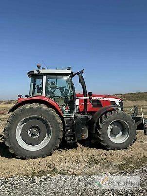 Massey Ferguson 7S210 Traktorji