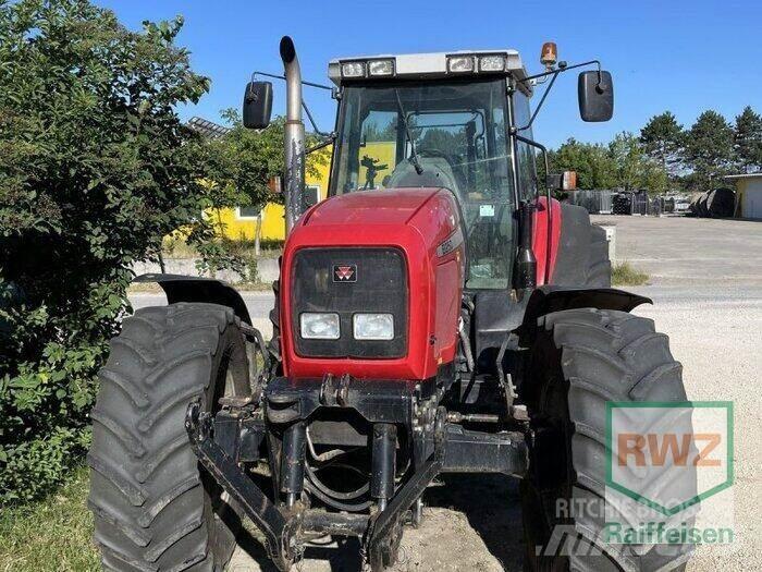Massey Ferguson 8250-4 Traktorji